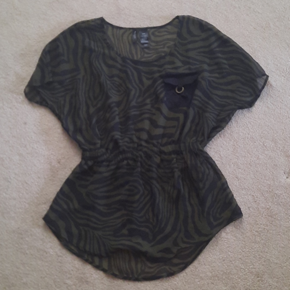 🦓 Tunic‎